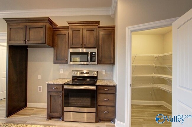 Building Photo - 13451 Callaway Dr