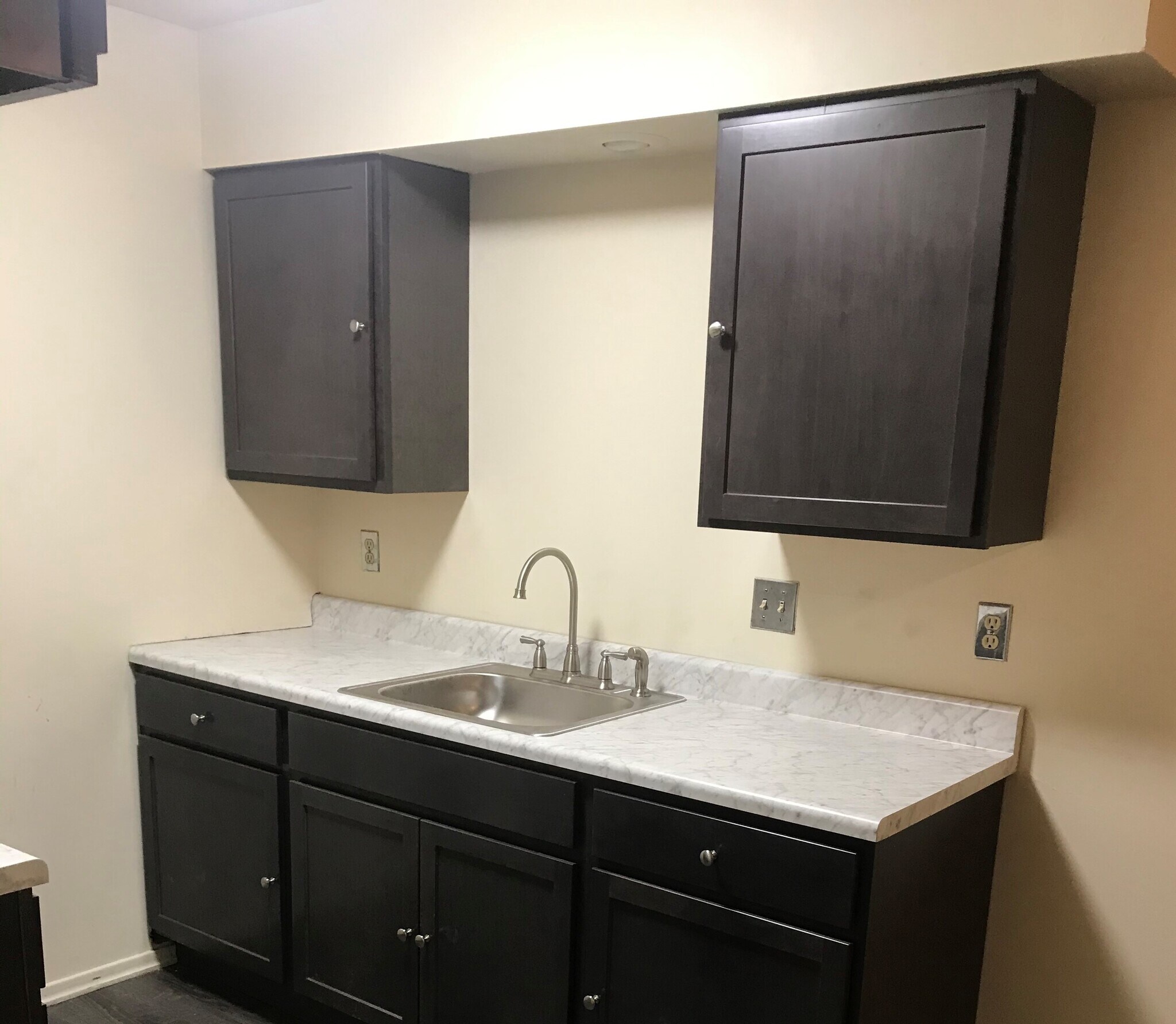 Updated Kitchen - 9 Catherine St