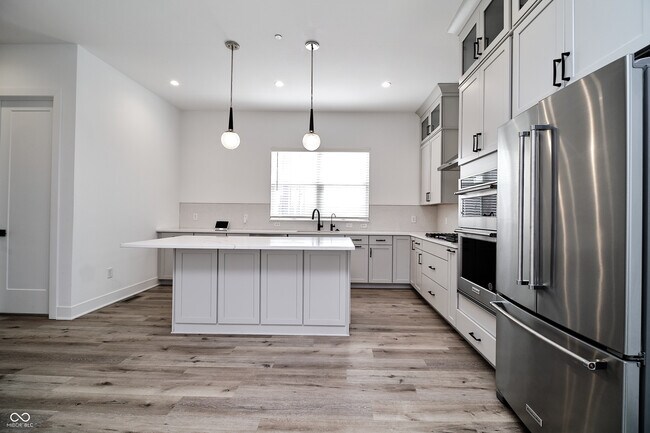 Building Photo - 519 Fulton St