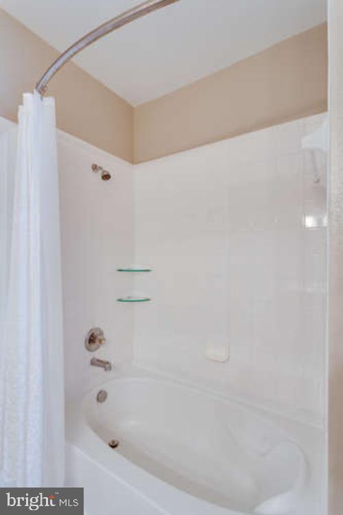 Building Photo - 12925 Centre Park Cir
