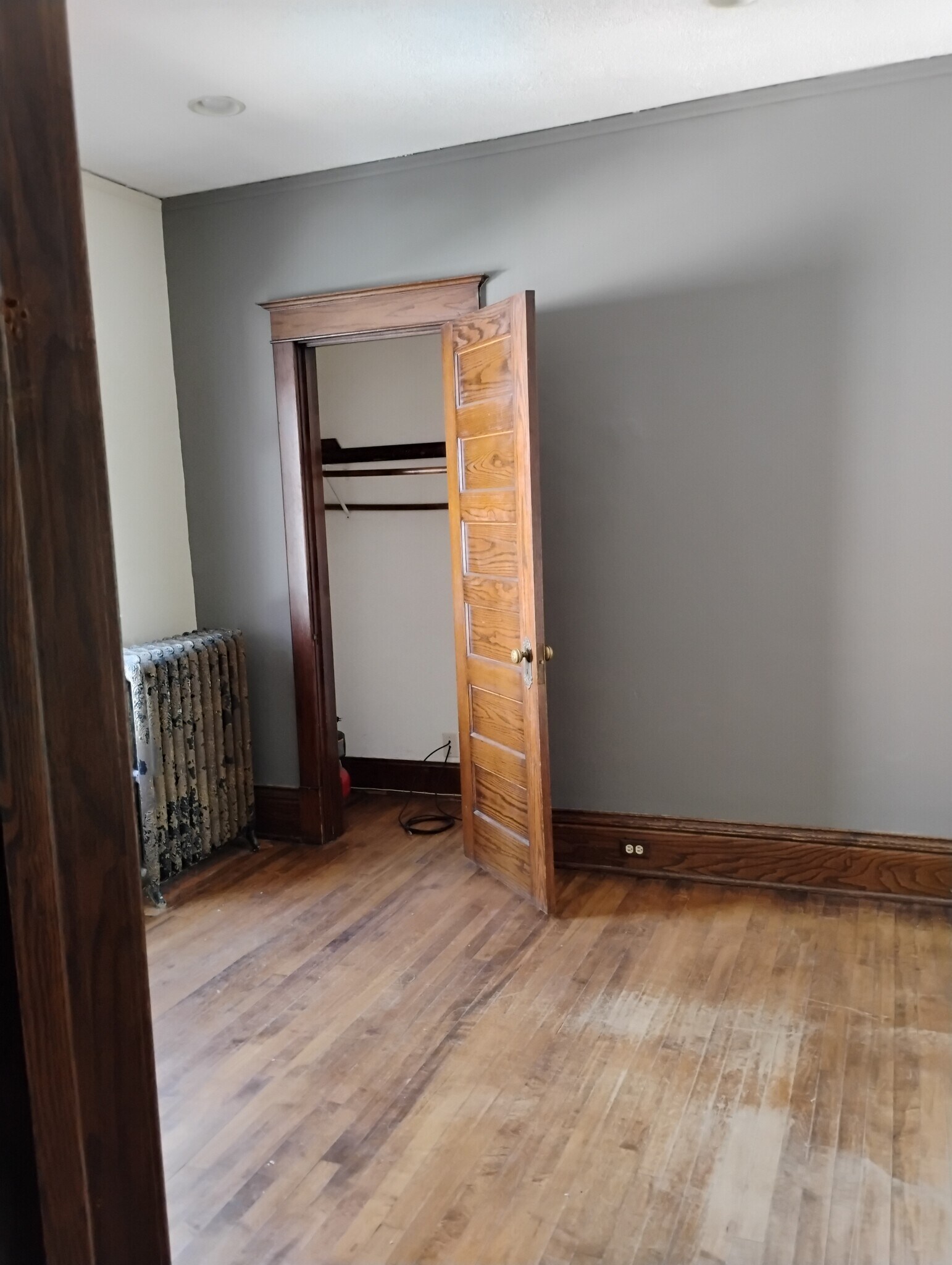 Building Photo - 1407 Girard Ave N