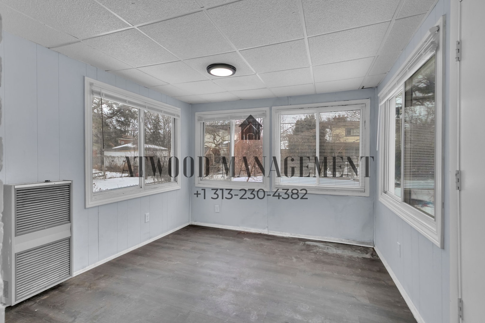 Building Photo - This beautifully updated 3-bedroom, 2-bath single-family home is ready for move-in!