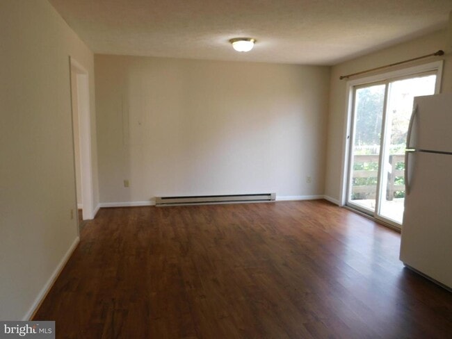 Building Photo - 106 Astoria Ct