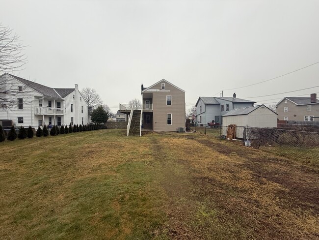 Building Photo - 125 Market St