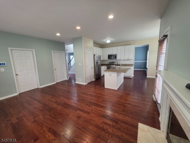 Building Photo - 36 Wexford Way
