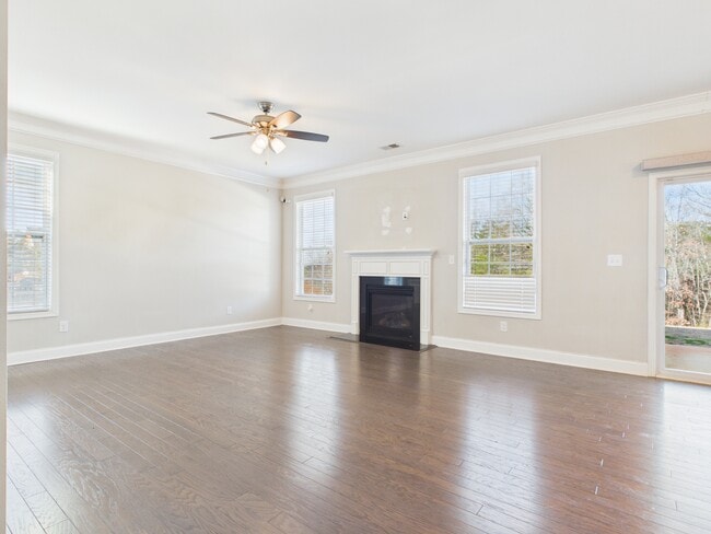 Building Photo - 8810 Douglas Palace Ct