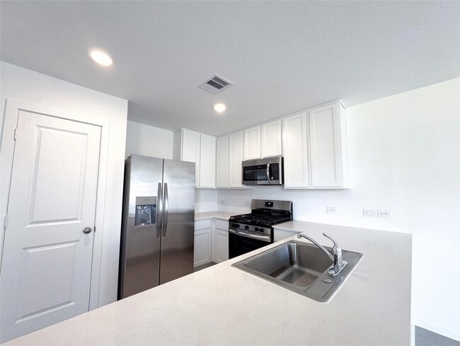 Building Photo - 12431 Wild Strawberry Rd