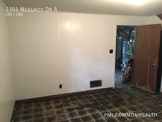 Building Photo - 2701 McElroy Dr