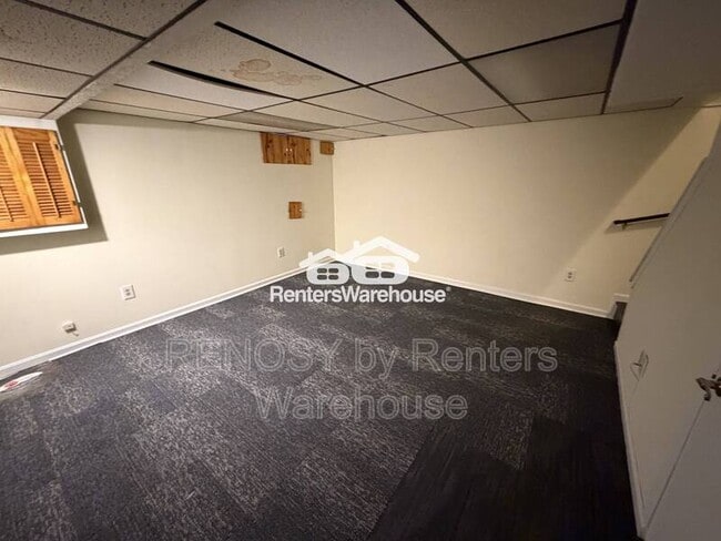 Building Photo - 1614 S Ellamont St