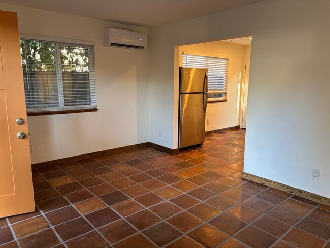 Building Photo - 3926 7th Ave