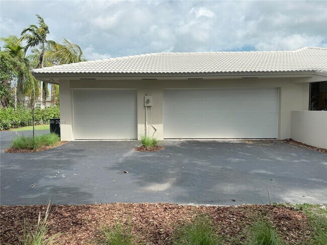 Building Photo - 8845 SW 176th Terrace