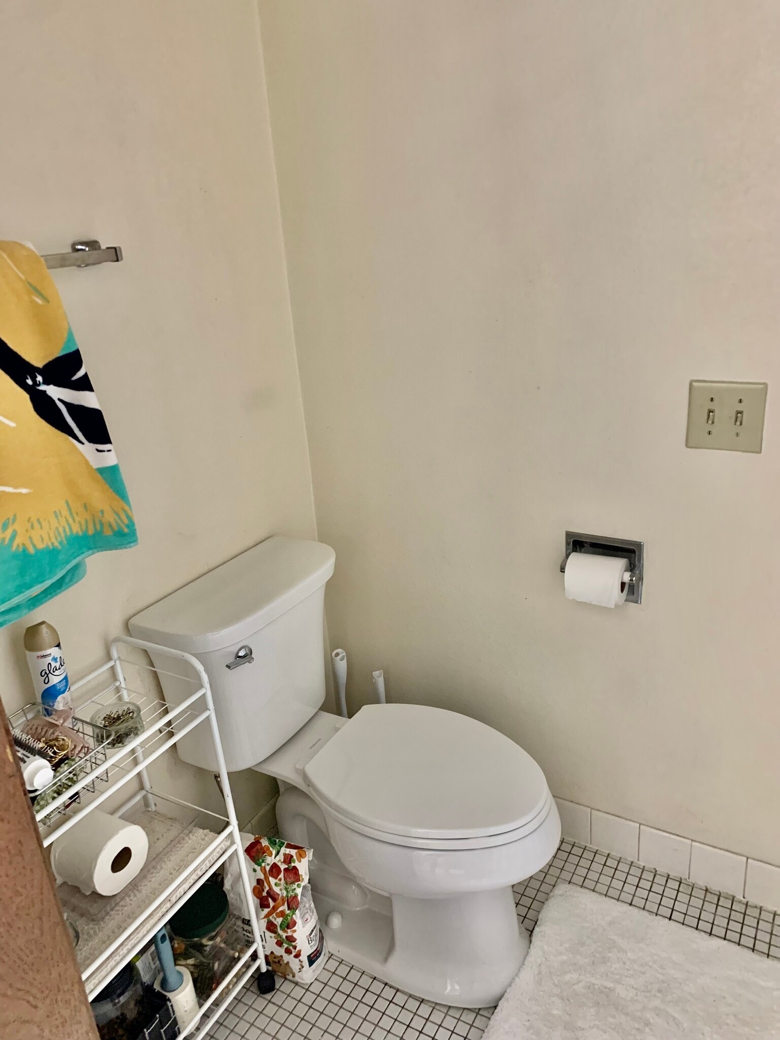 Building Photo - 636 State St