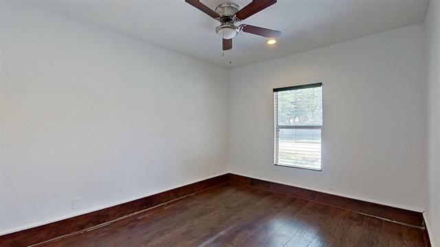 Building Photo - 424 Parkside Dr