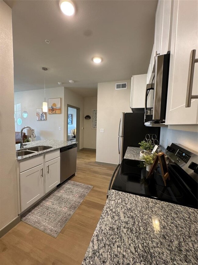 Building Photo - 691 Union Chapel Rd