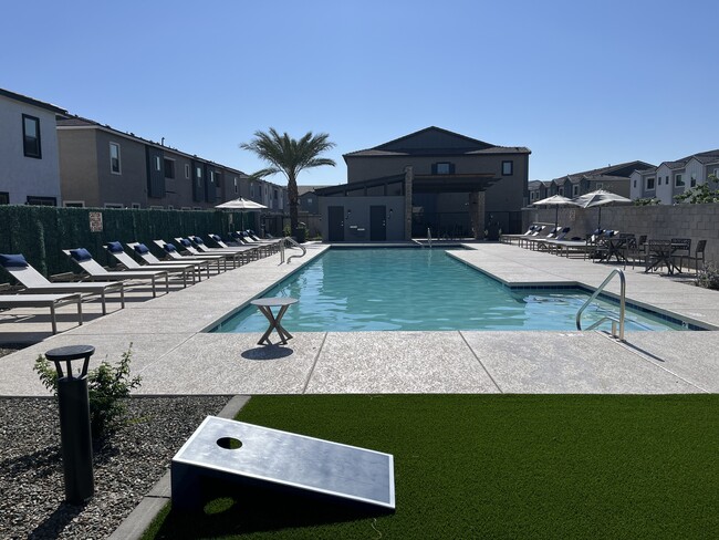 Building Photo - 2837 W Eagle Talon Trail