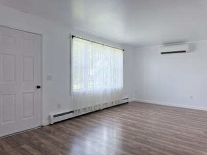 Building Photo - 8690 PA-25