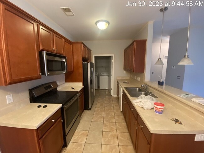 Building Photo - 2525 McArthur Landing Cir