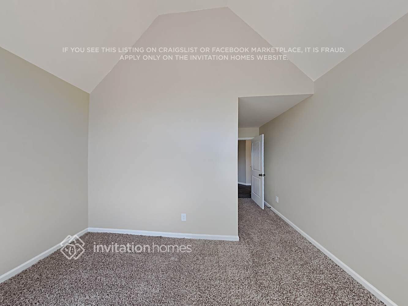 Building Photo - 100 Hamilton Pointe Dr