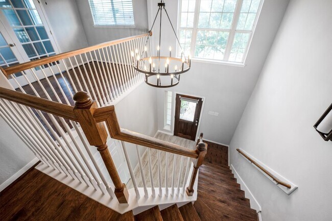 Building Photo - 10902 Barker View Dr