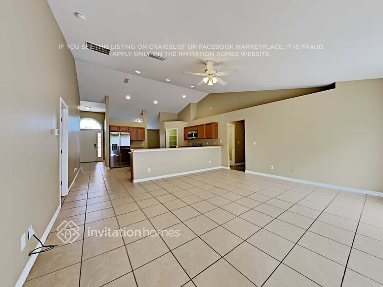 Building Photo - 628 Hatchwood Dr