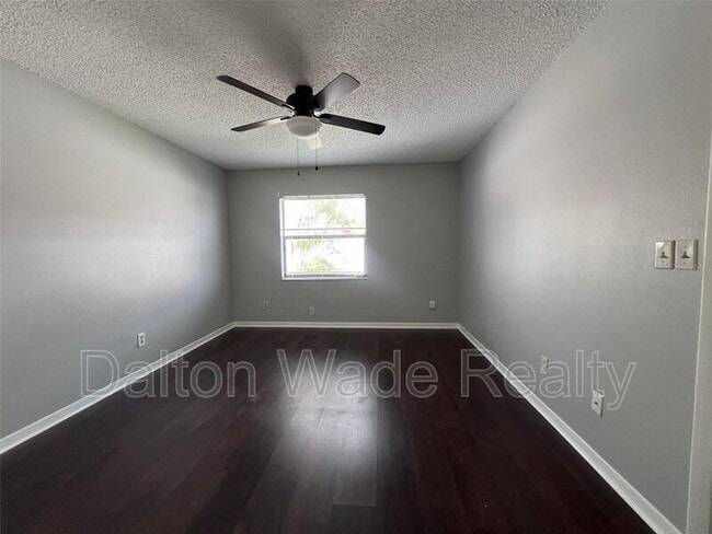 Building Photo - 6330 Bonnie Bay Cir N