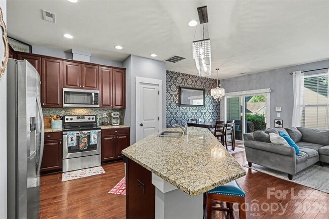 Building Photo - 3835 Willow Green Pl