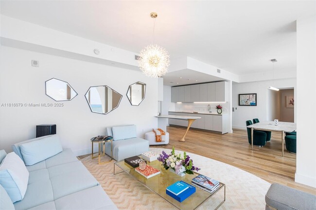 Building Photo - 16901 Collins Ave