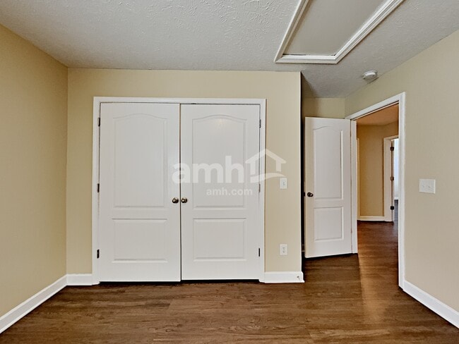 Building Photo - 408 Mossy Oak Trl