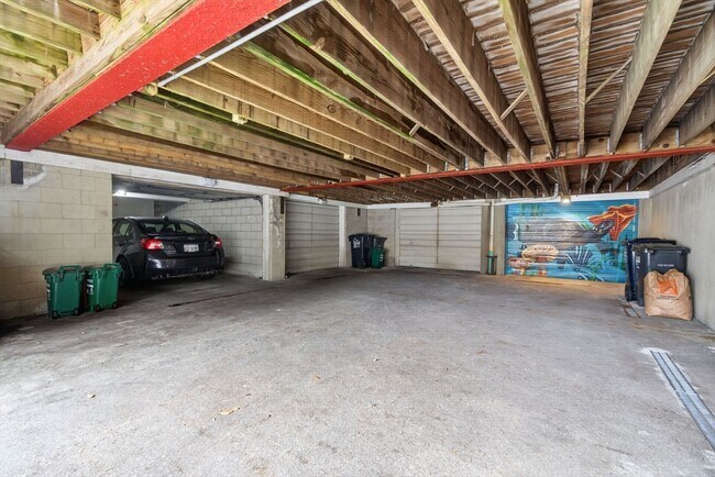 Building Photo - 50 Roberts Rd