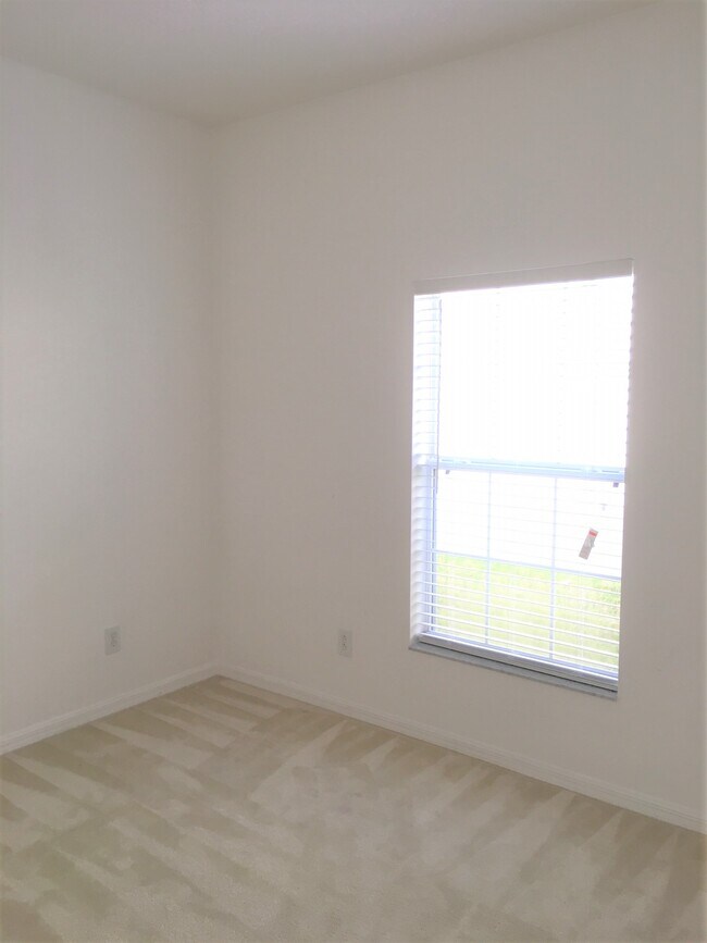 Building Photo - 5656 Indigo Crossing Dr