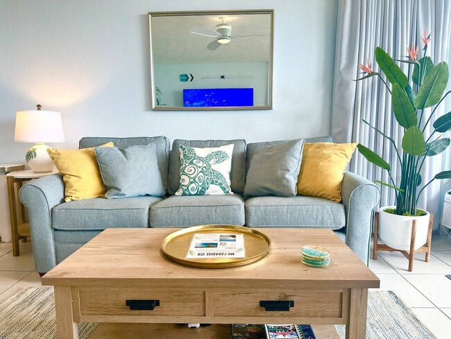 Building Photo - 190 Hauoli St