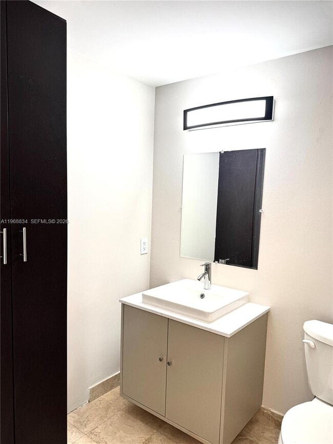 Building Photo - 350 S Miami Ave