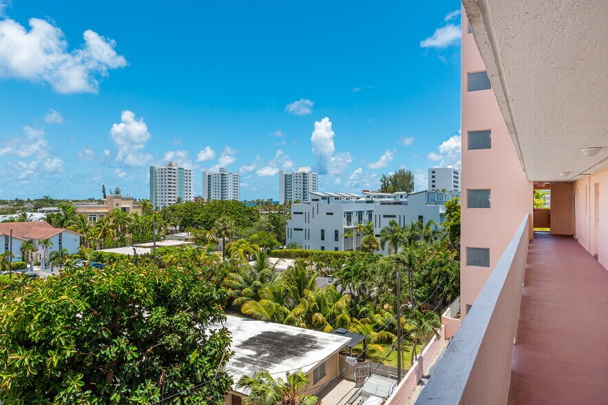 Building Photo - 3201 NE 14th Street Causeway