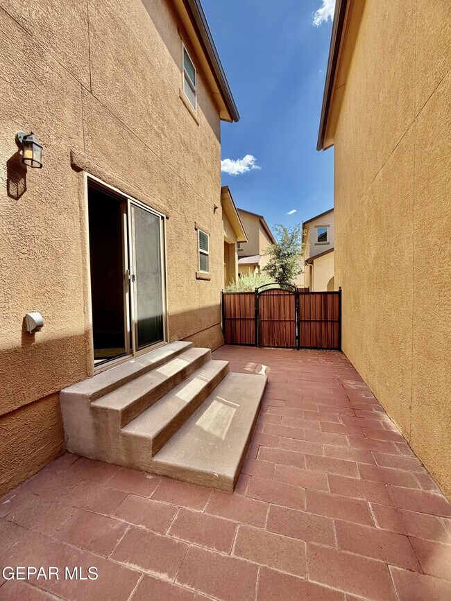 Building Photo - 6723 Boulder Canyon Ln
