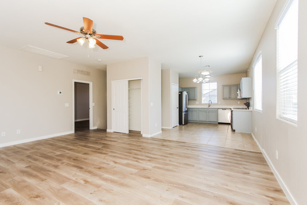 Building Photo - 6628 W Monroe St