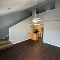 Building Photo - $500 Off 1st Full Month!* All Utilities In...