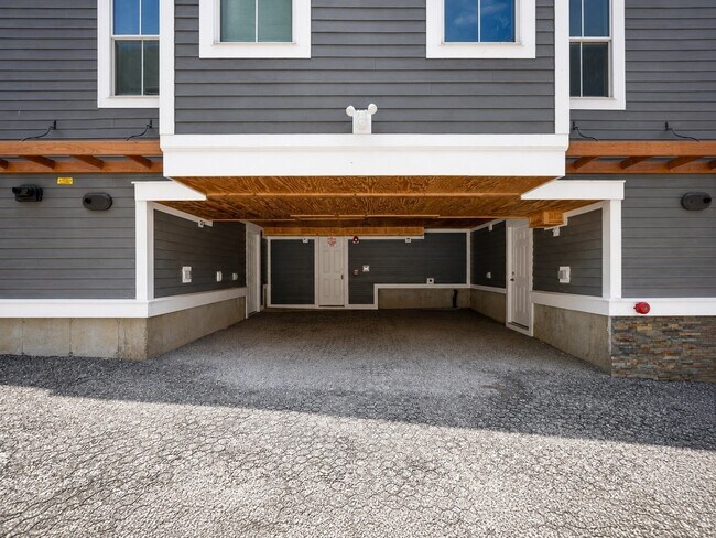 Building Photo - 108 Gilman St