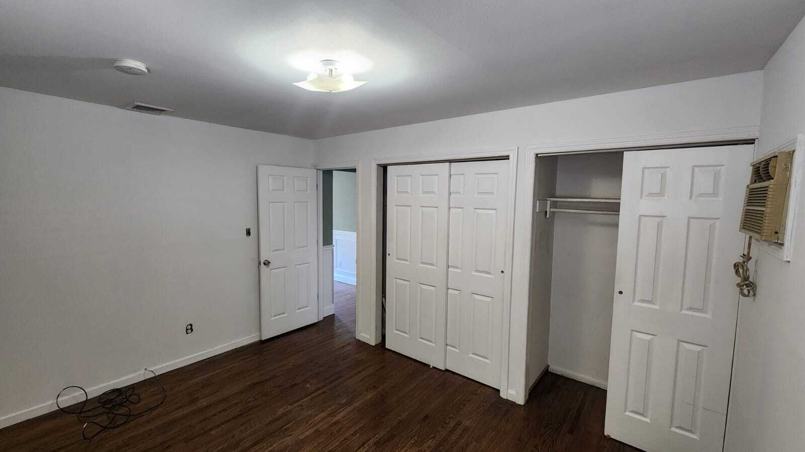 Building Photo - 137 Alkier St