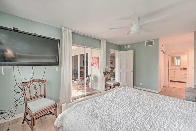 Building Photo - 320 Horse Creek Dr