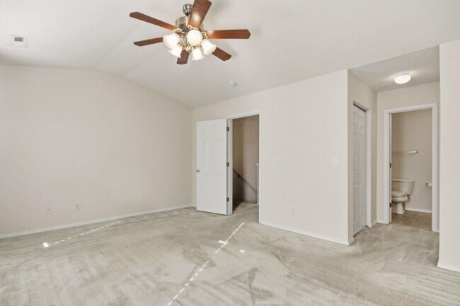 Building Photo - 113 Olde Towne Way