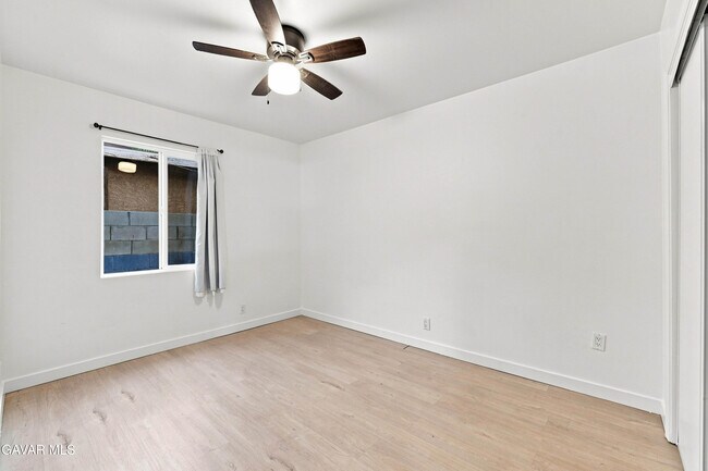 Building Photo - 38466 Sumac Ave