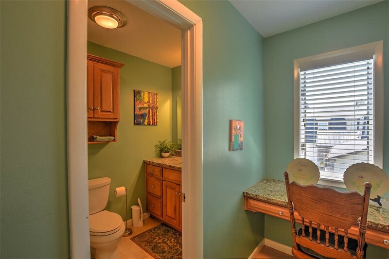 Building Photo - 3021 St Andrews Dr