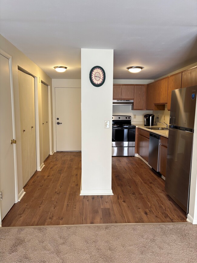 New Stainless Steel Appliances & Kitchen Floor! - Chicopee Mews