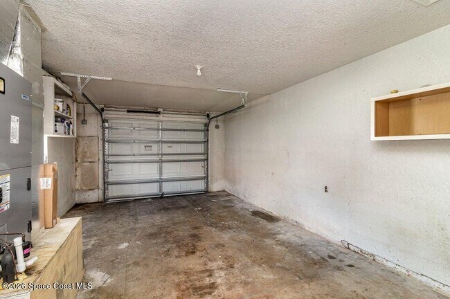 Building Photo - 239 Glenwood Ave