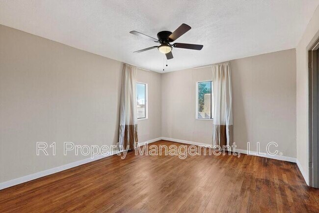 Building Photo - 165 Hilton Ave NW