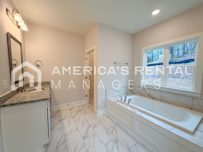Building Photo - 101 Townmoor Ln
