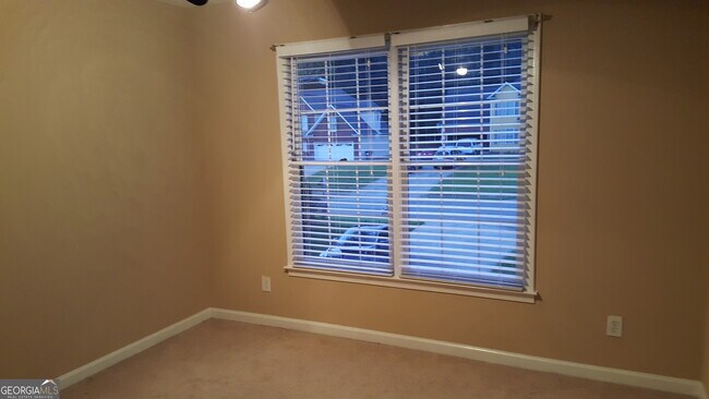 Building Photo - 2807 Forest Wood Dr