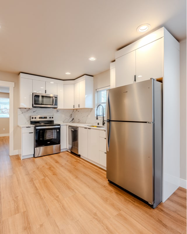 Building Photo - 2106 Oakes Ave