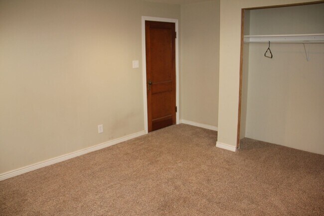 Building Photo - 1395 N Harlan St