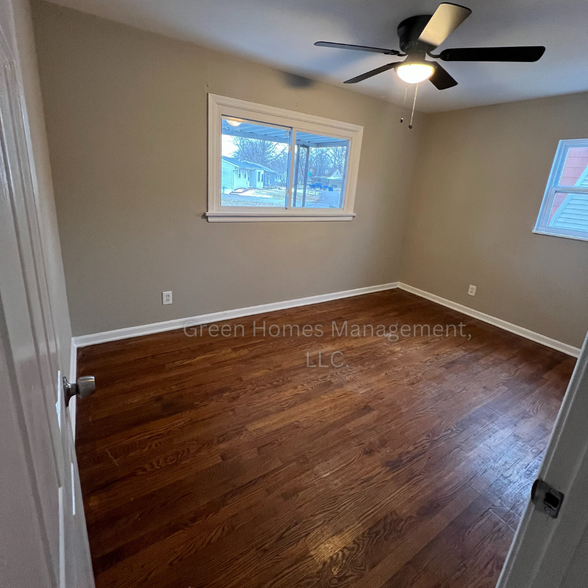 Bedroom 1 - Main floor - 1235 Walker Ave